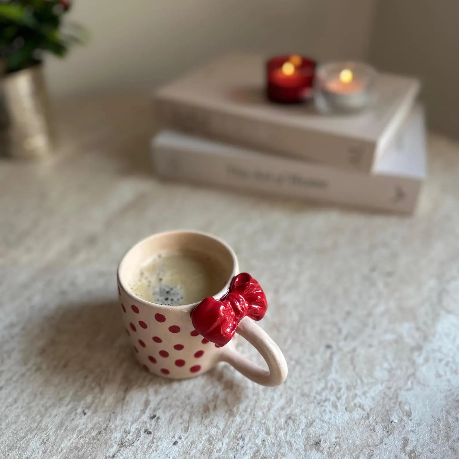Ceramic Mug with Red Bow – 200 ml